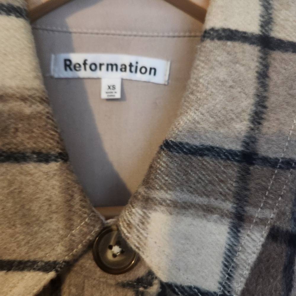 Reformation Ridley Shirt Jacket - Picture 2 of 6